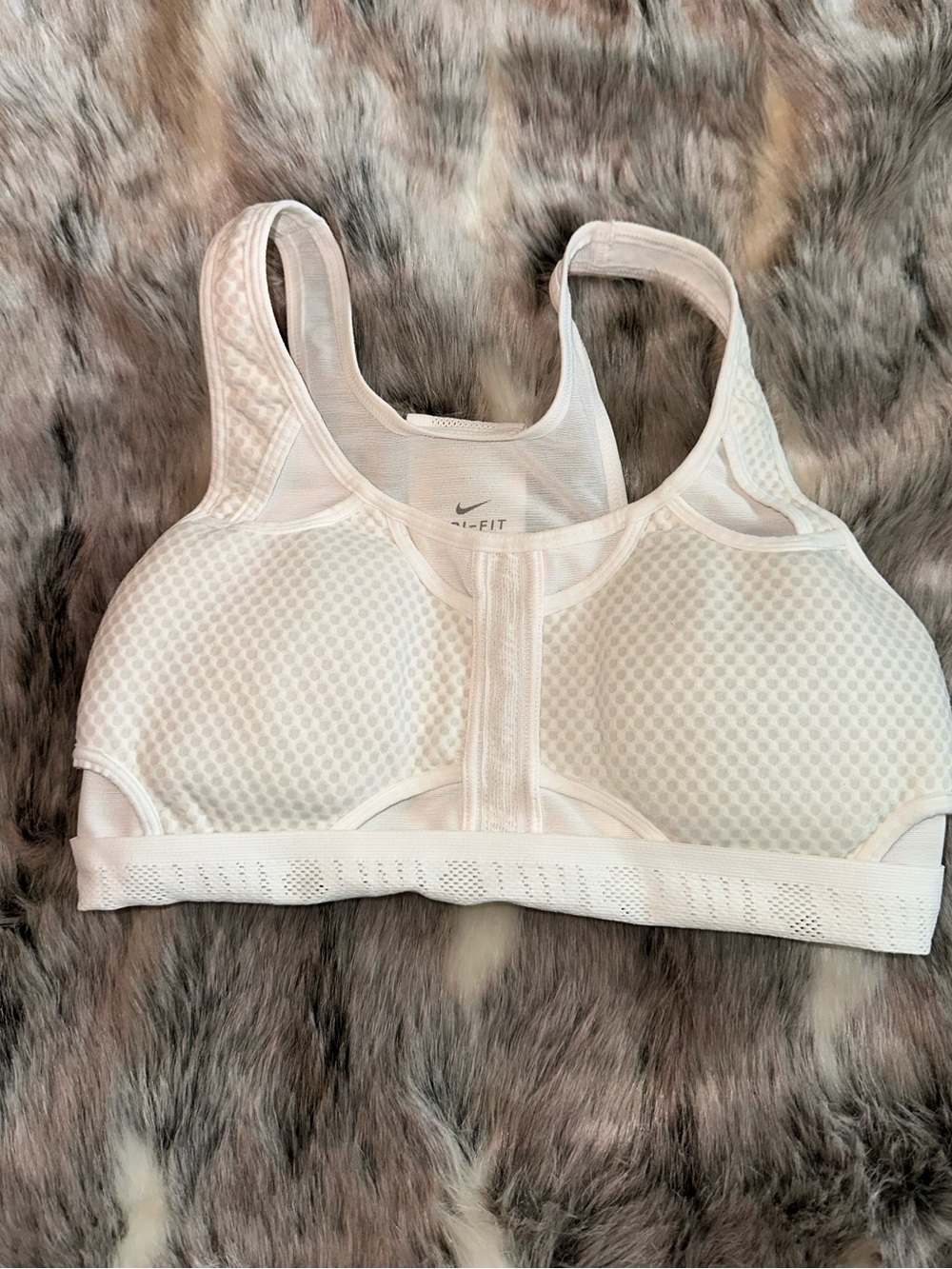 Nike Women's White Dri-Fit Swoosh waffle Sports Bra sz small